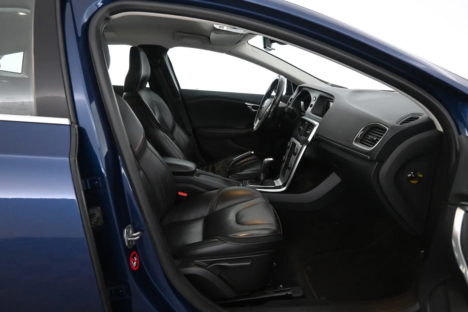 Car Image - 5OxEHnwJsYl9DIP5sYJRjx