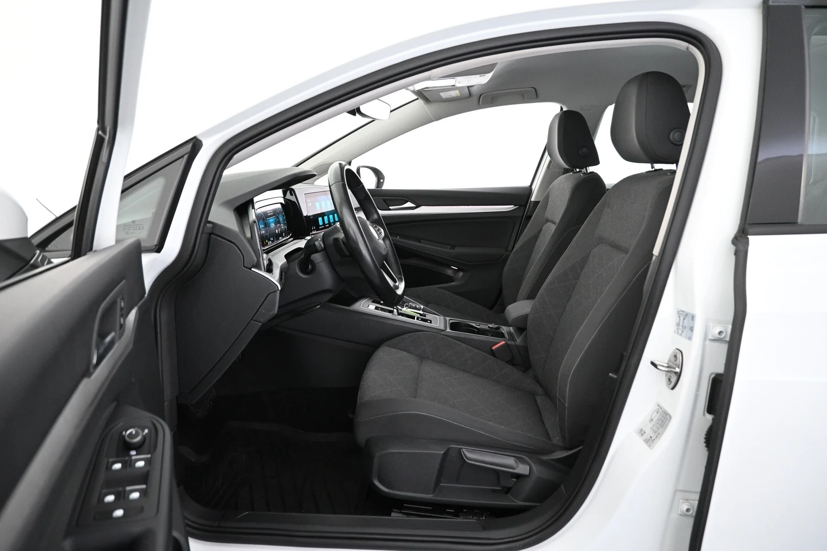 Car Image - 3ZoQ6aDfTI45v2pvVZYcOr