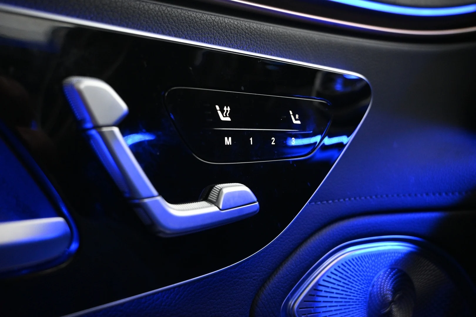 Car Image - 7rj2AW76FbtXpZYCYSvDjU