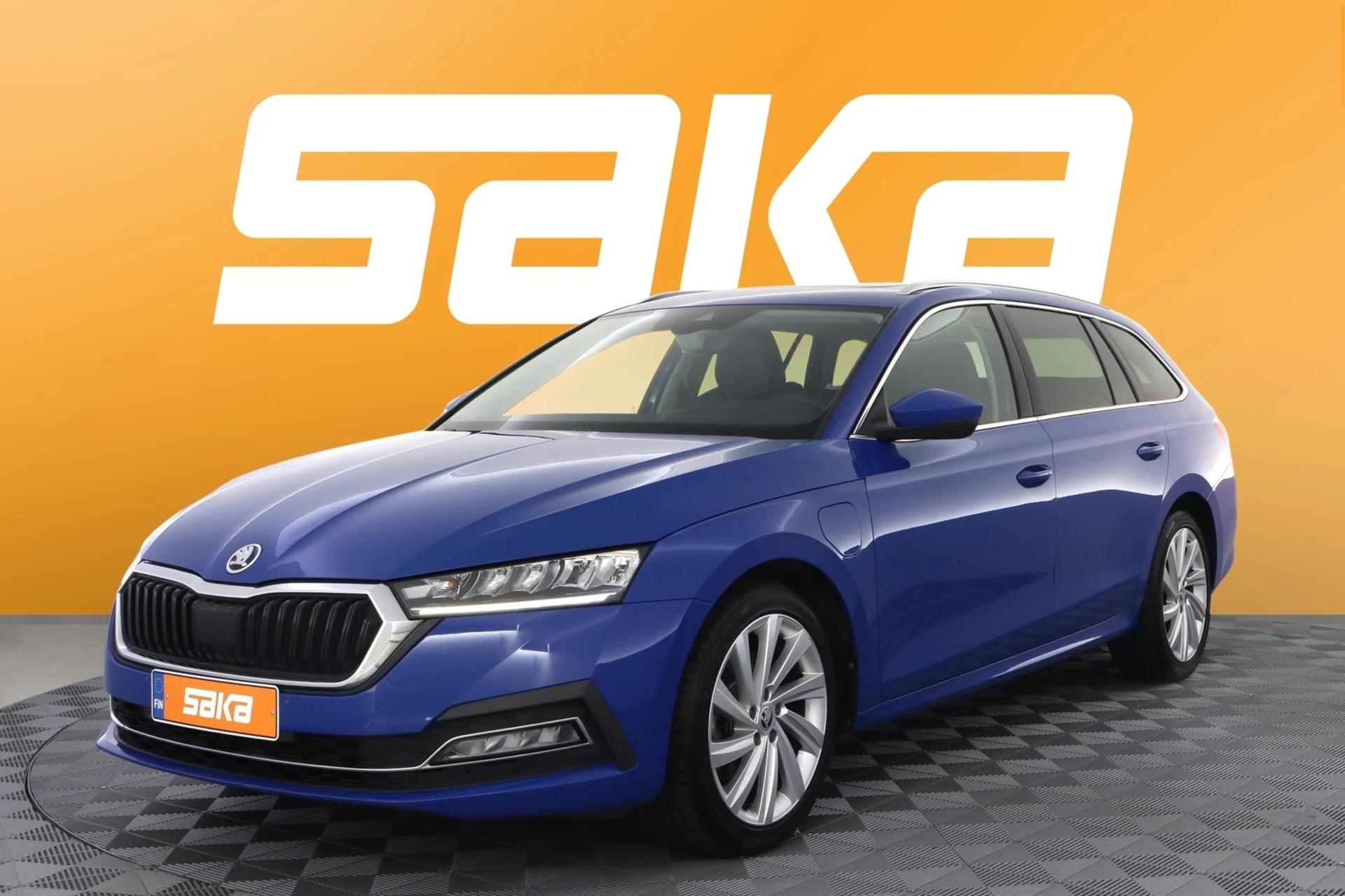 Car Image - 6clsR656LtBQvBN6nY3UTJ