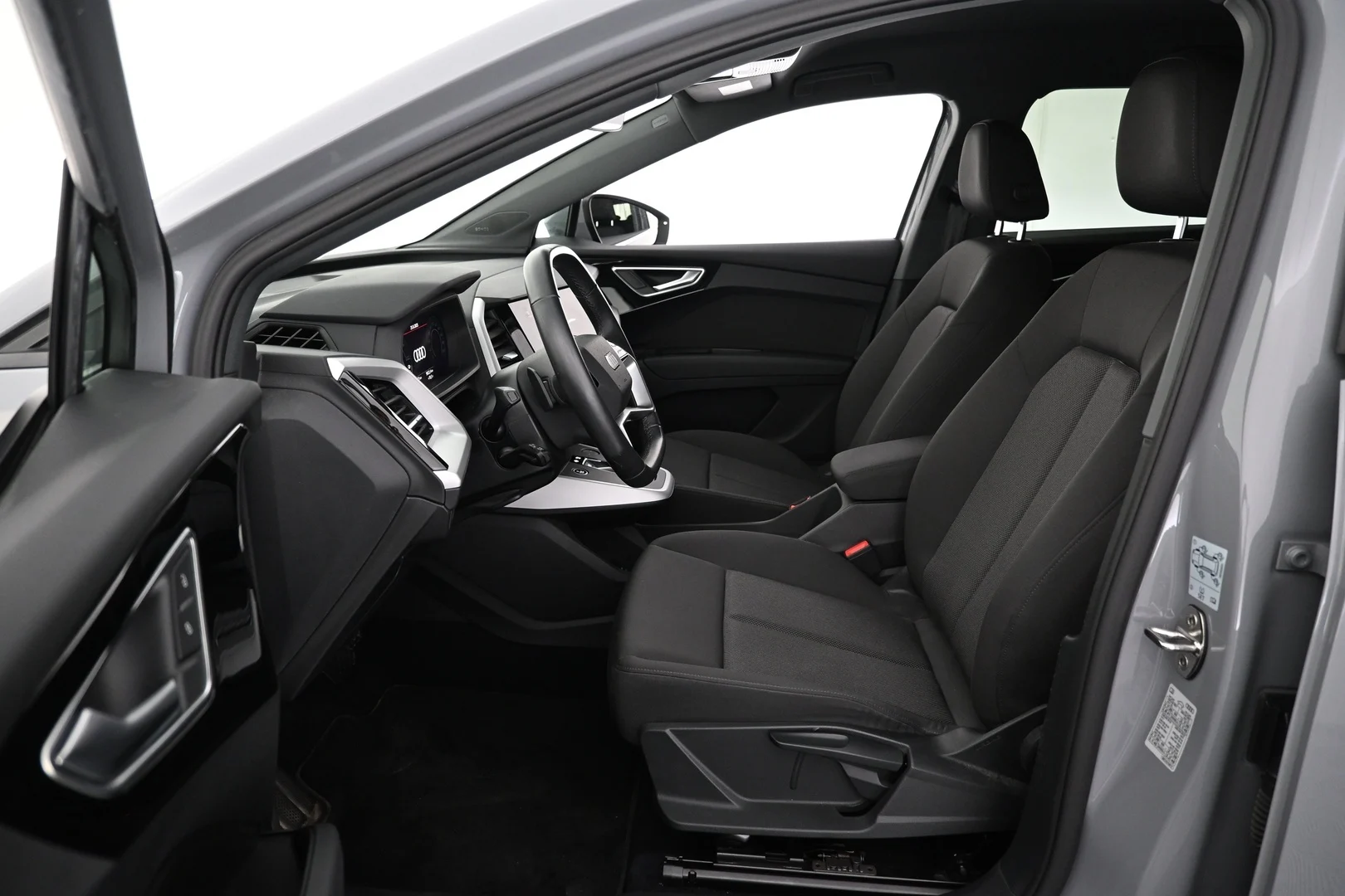 Car Image - 58opZCEoHQqoTg4sPZv0b