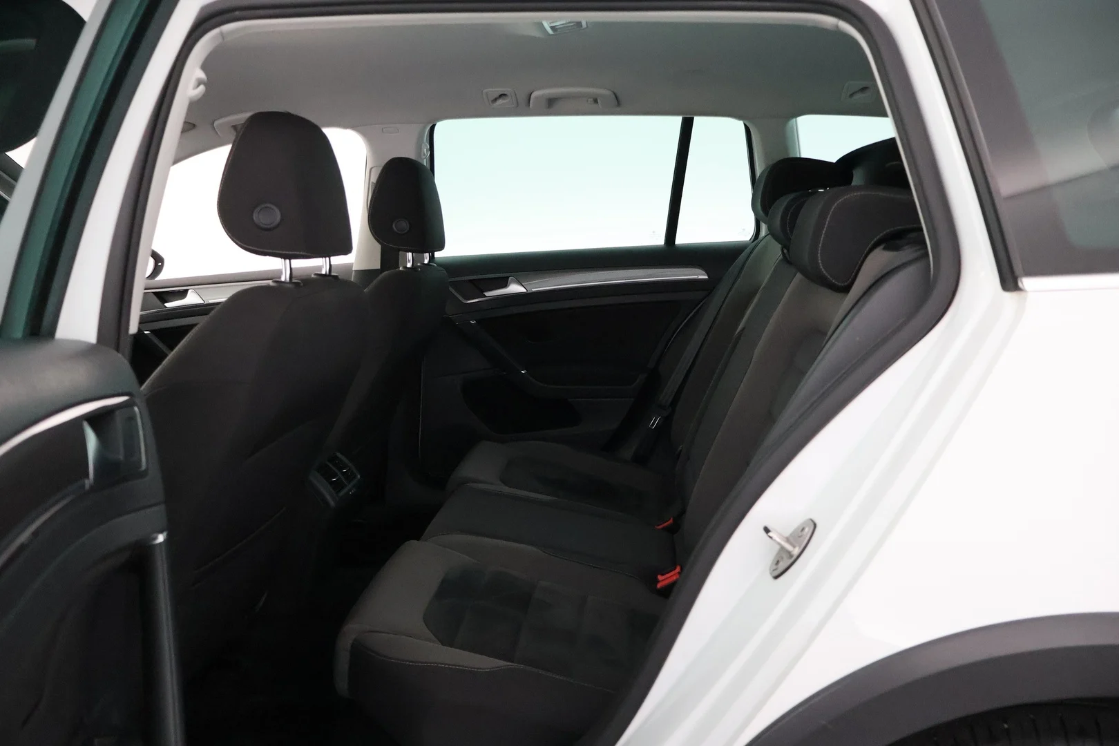 Car Image - 3pKWBsnj3h4CMm6ssPYBNo