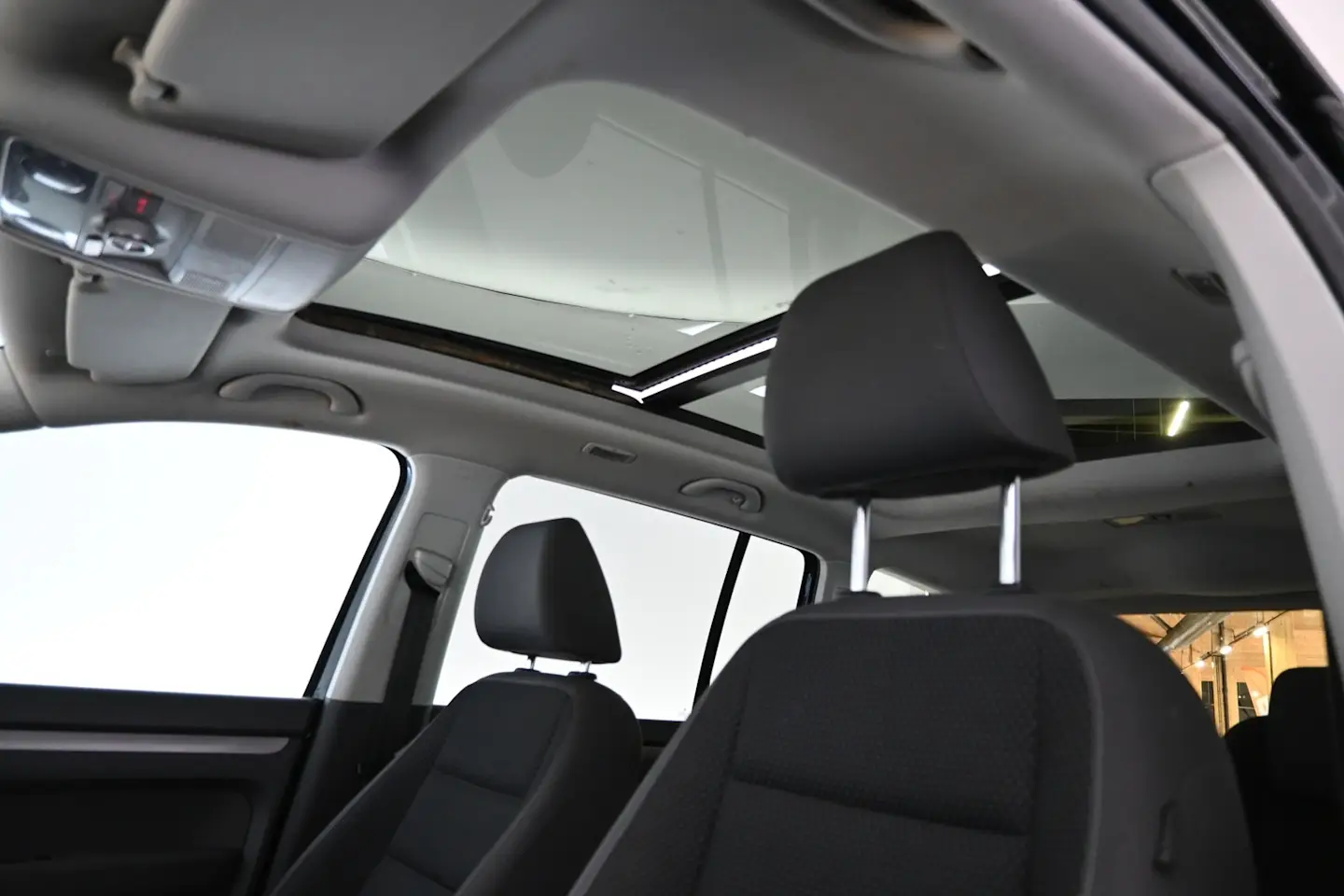 Car Image - 36u2TUNvMcQ0twmEIcHSc4