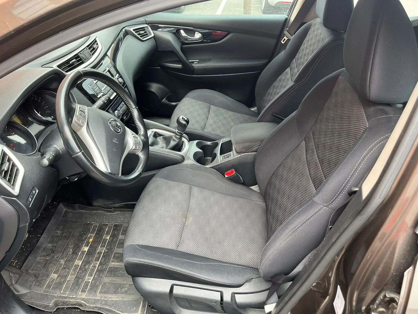 Car Image - 5rXZQO7C1EFM7wEQFqe2R0