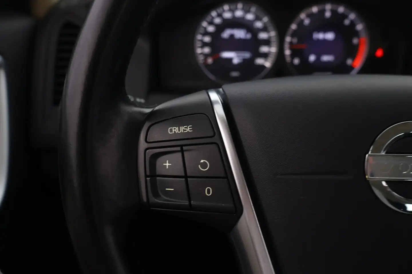 Car Image - Z398X6pXXtfDRMHD5YCeE