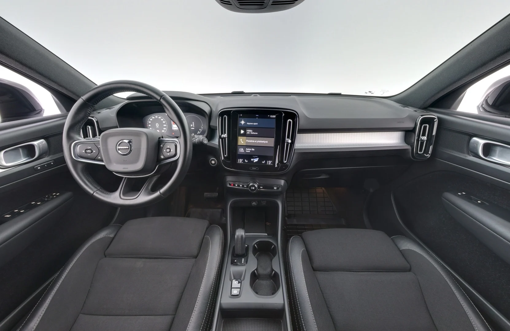 Car Image - 4SQNjvDhyND3dNtvfPohhZ