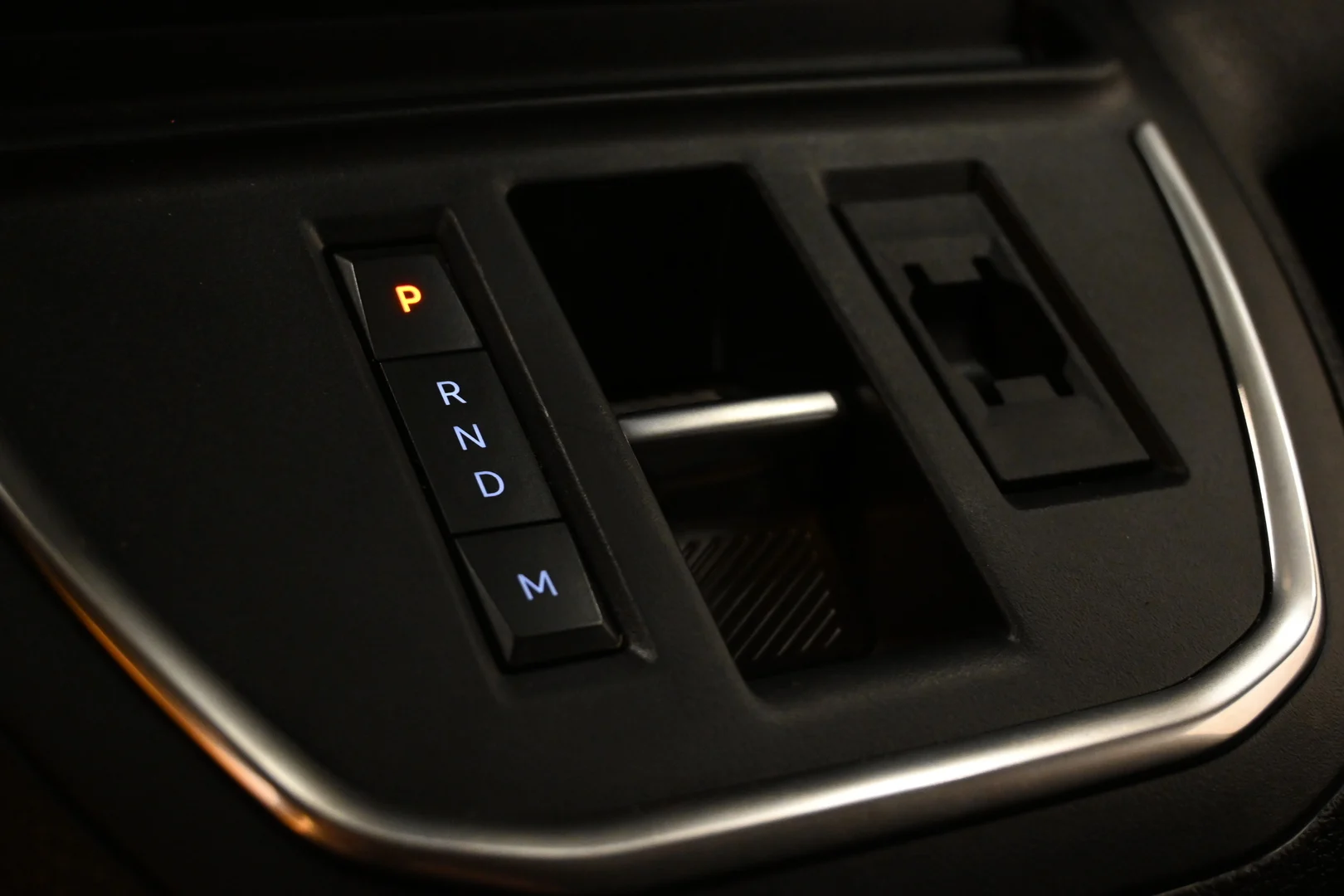 Car Image - 6I4daBv1ClqxrwyozwnNxZ