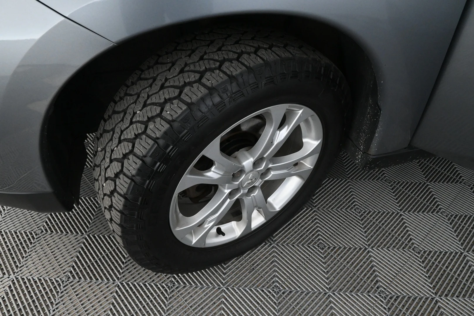 Car Image - 2o4FTHGQMoaAvoqMODUENO