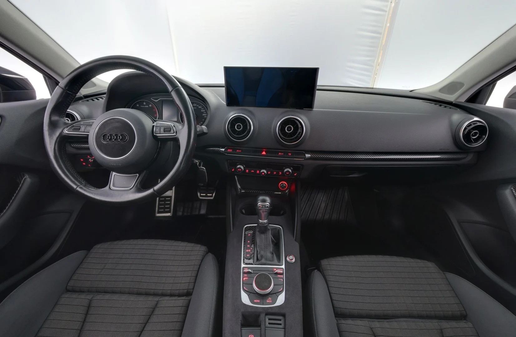 Car Image - 1ZJYws2c5UjGIA5arpfV0