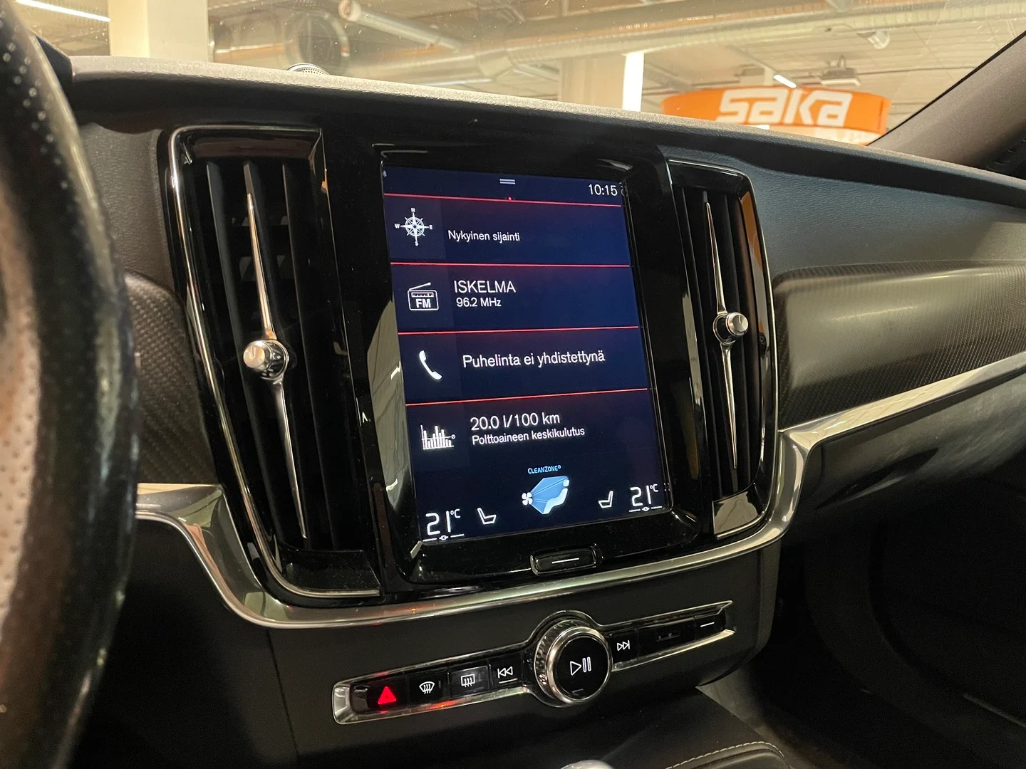 Car Image - 28zh28nGFNfDZlweSOLefU