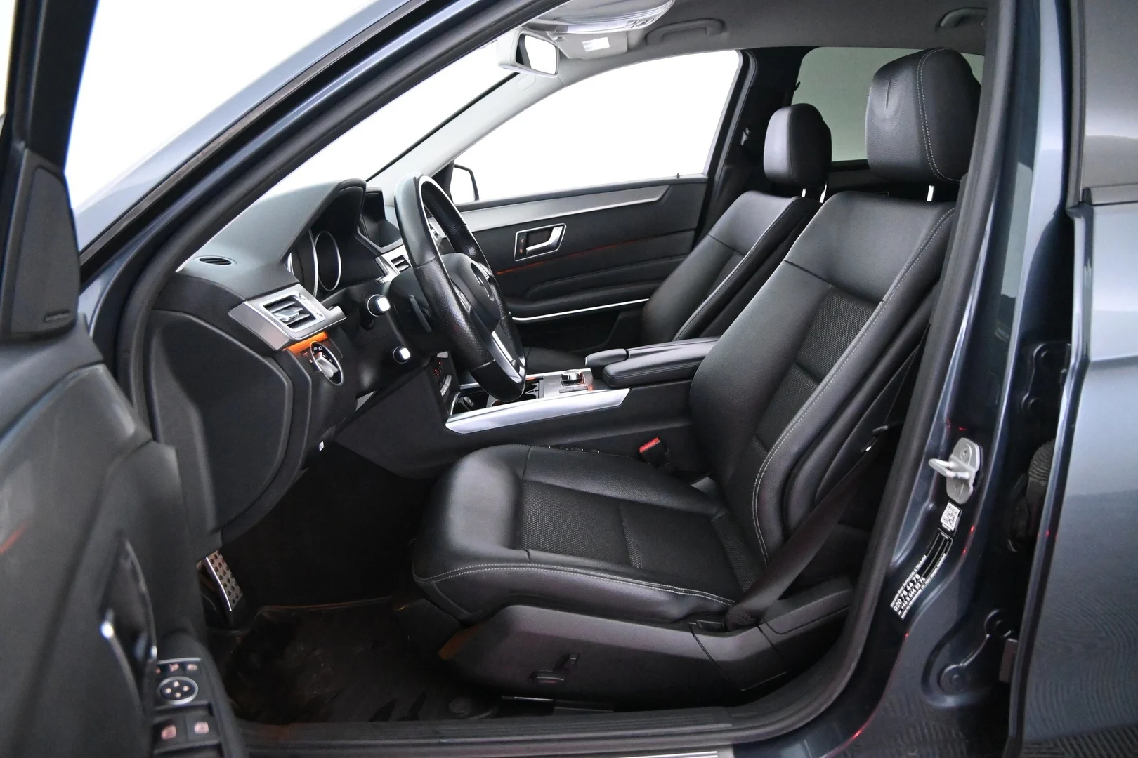 Car Image - 4bqGaFo0D0dkWJmkuf8bTT