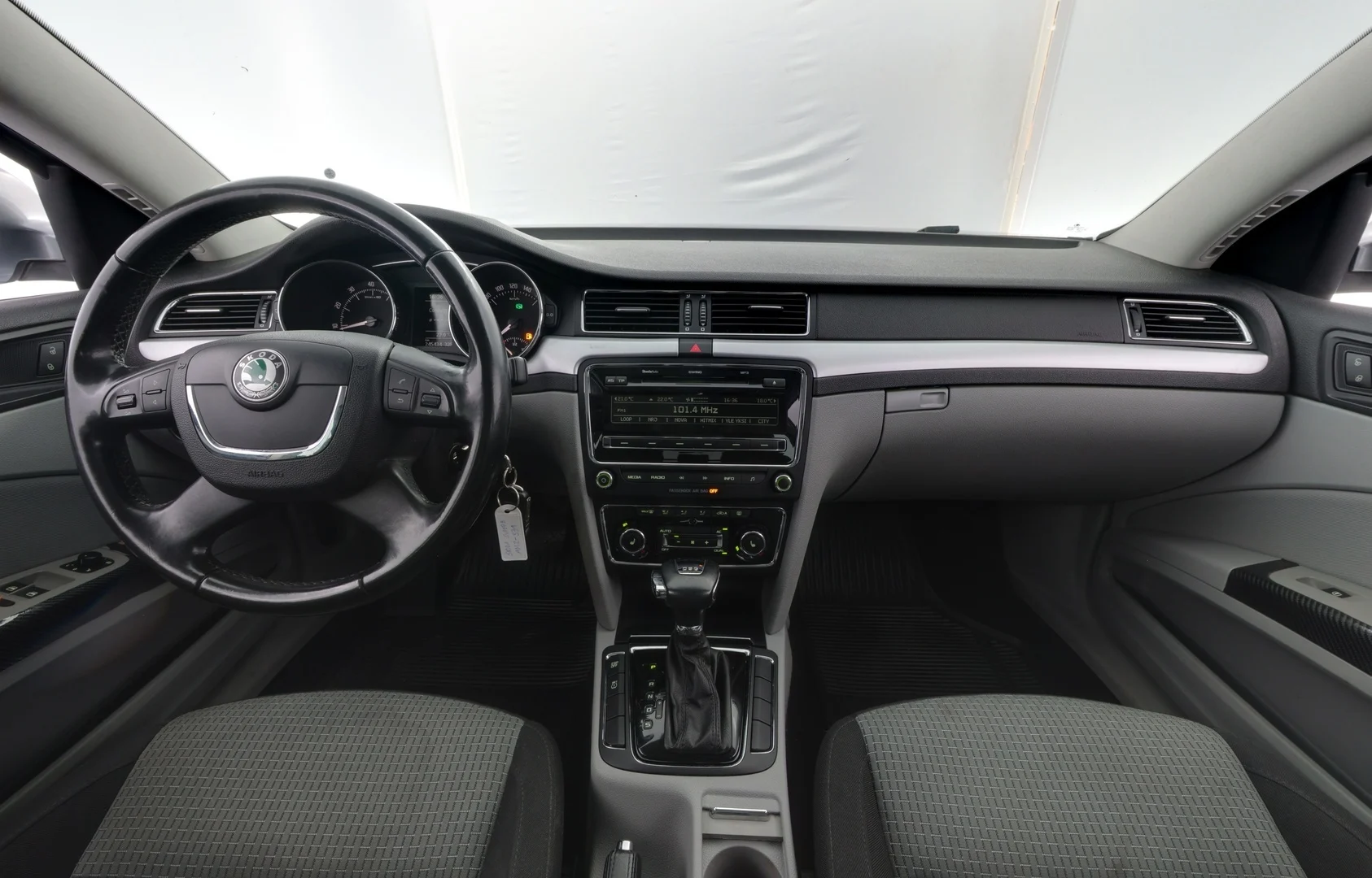 Car Image - FsTkKYT7XoojYjjK0pqFY