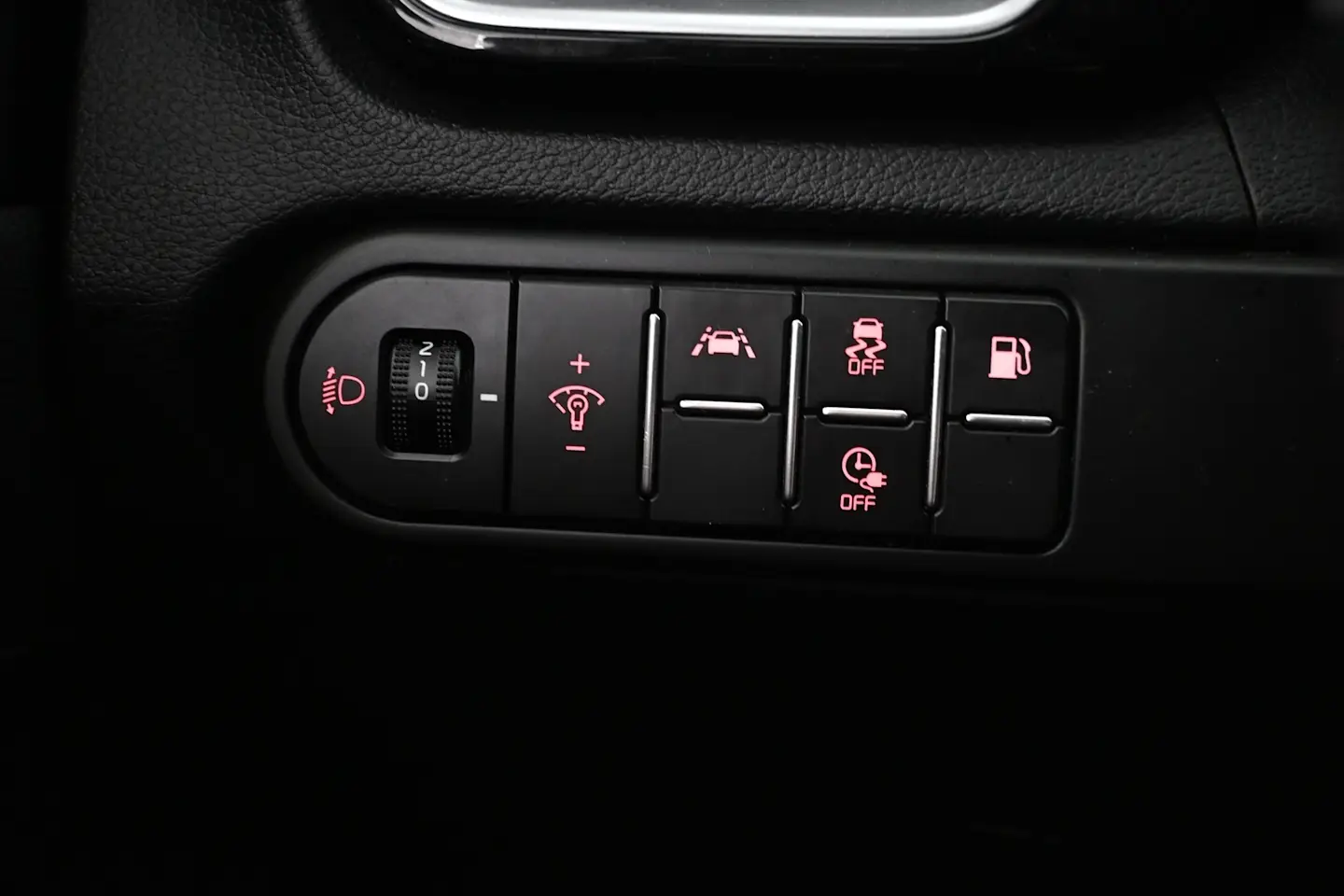 Car Image - 3mGzRurbNmz8XrApBdsYJ8