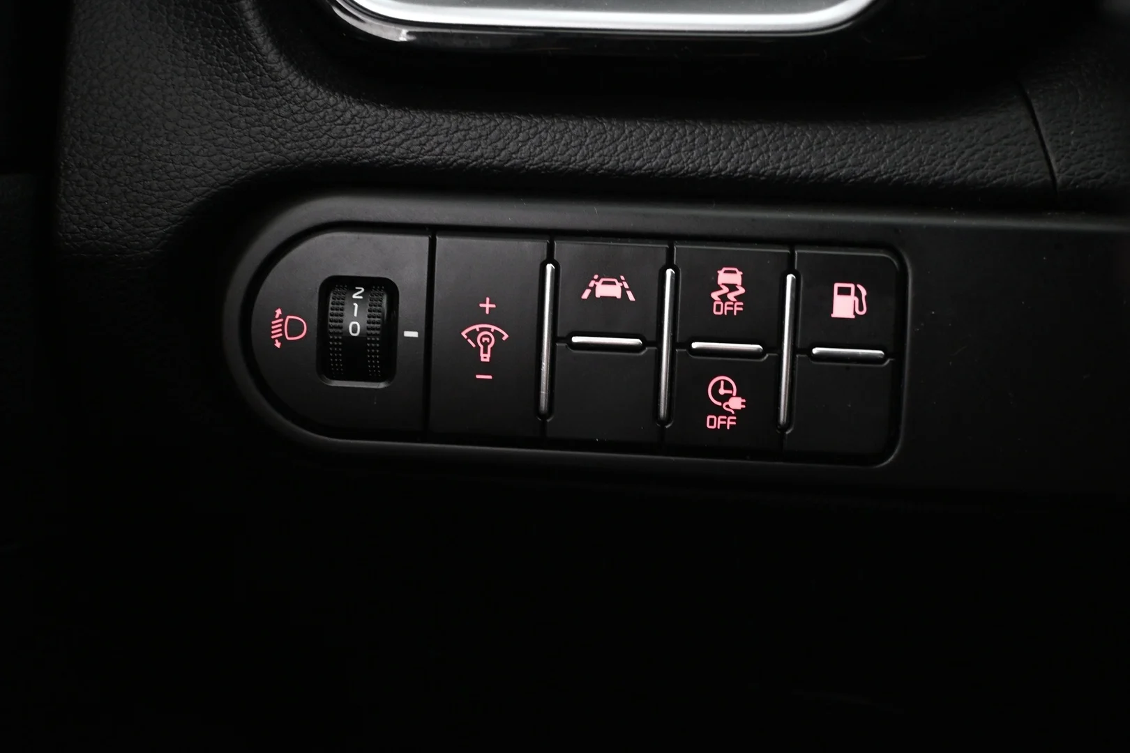 Car Image - 3mGzRurbNmz8XrApBdsYJ8