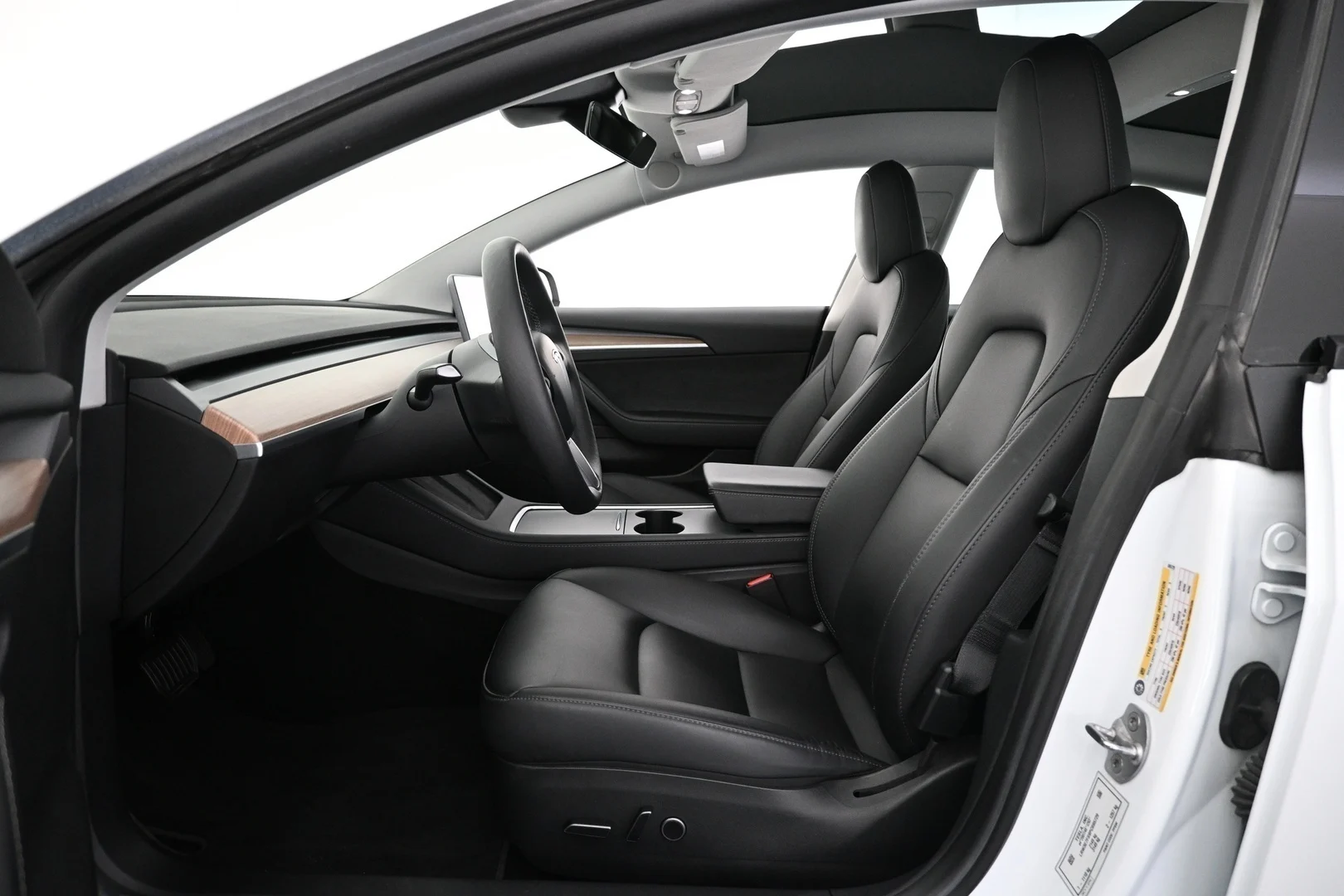 Car Image - 4p7U22emsdOn2GaIUuakOX