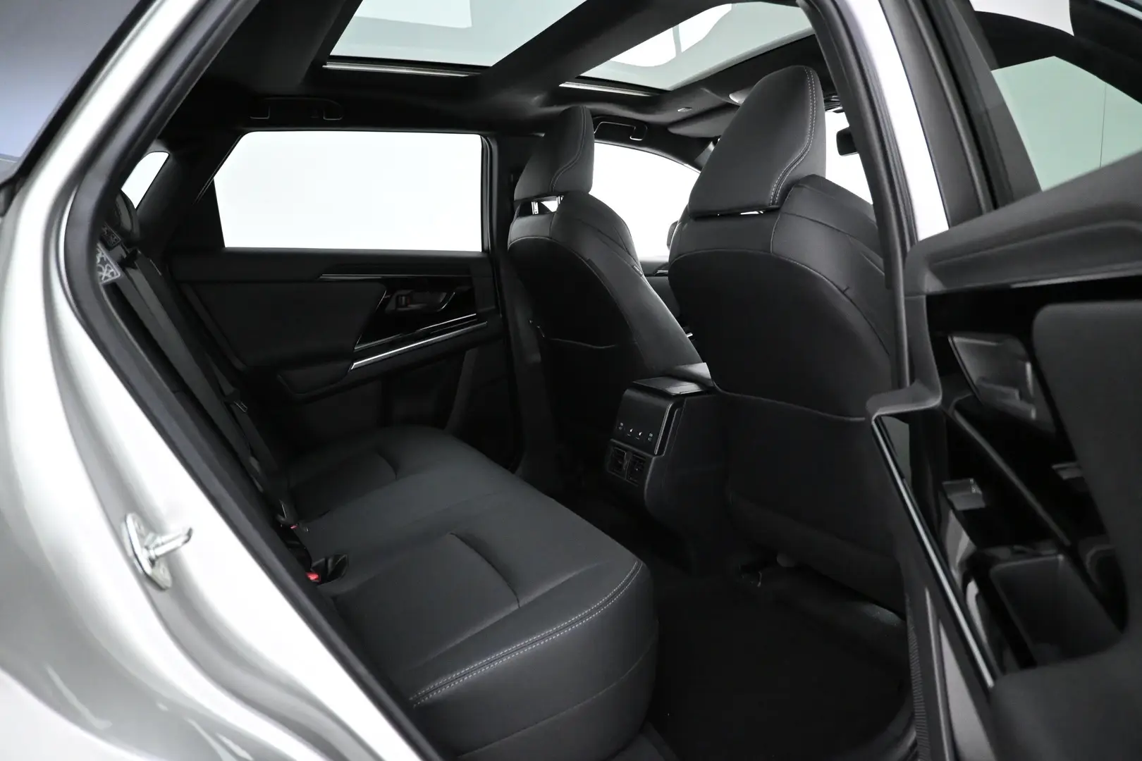 Car Image - 7vFtIUBLPNm46zl6iLtAhk