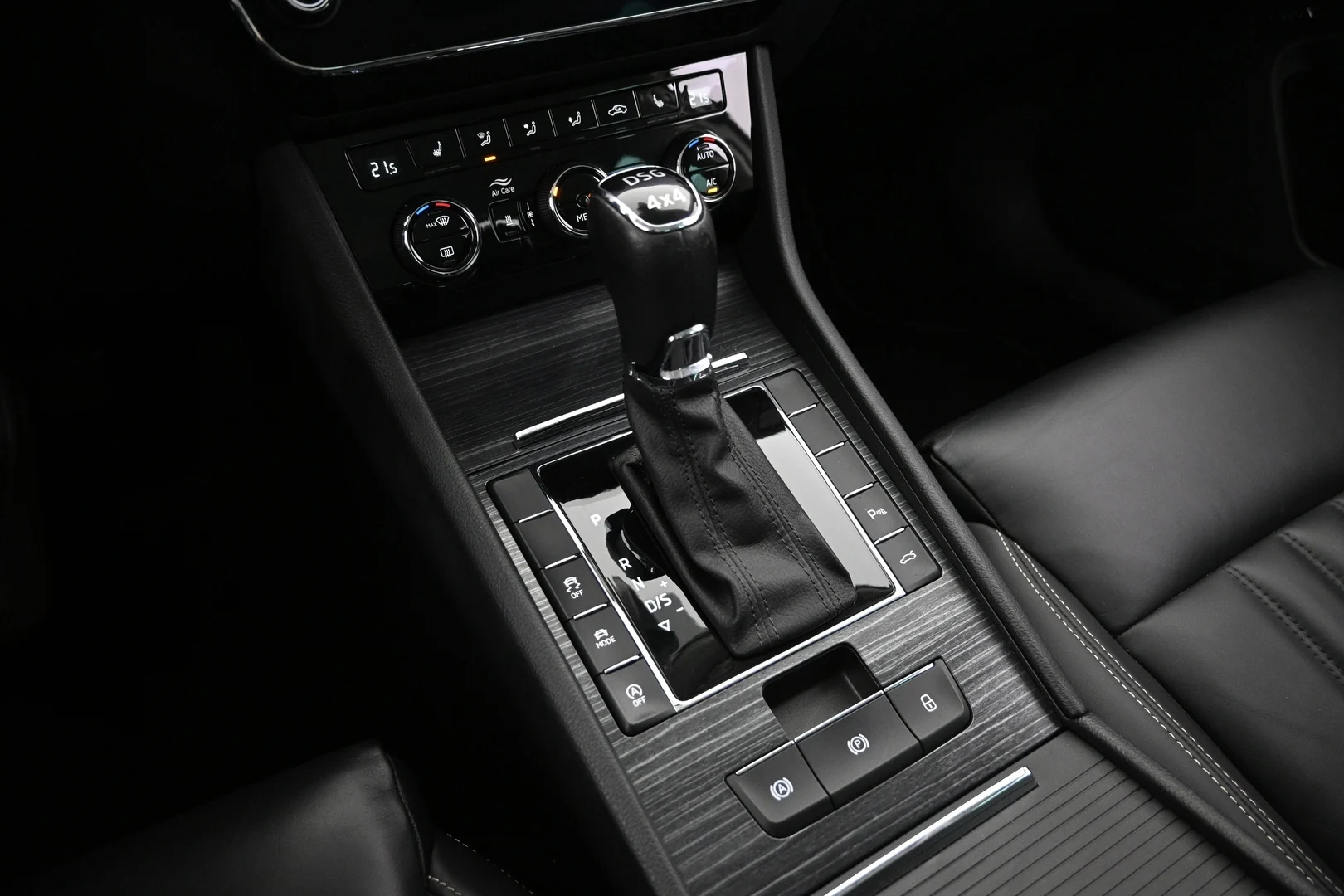 Car Image - 1mRM6aVx5eEYs2MTcgbr3T