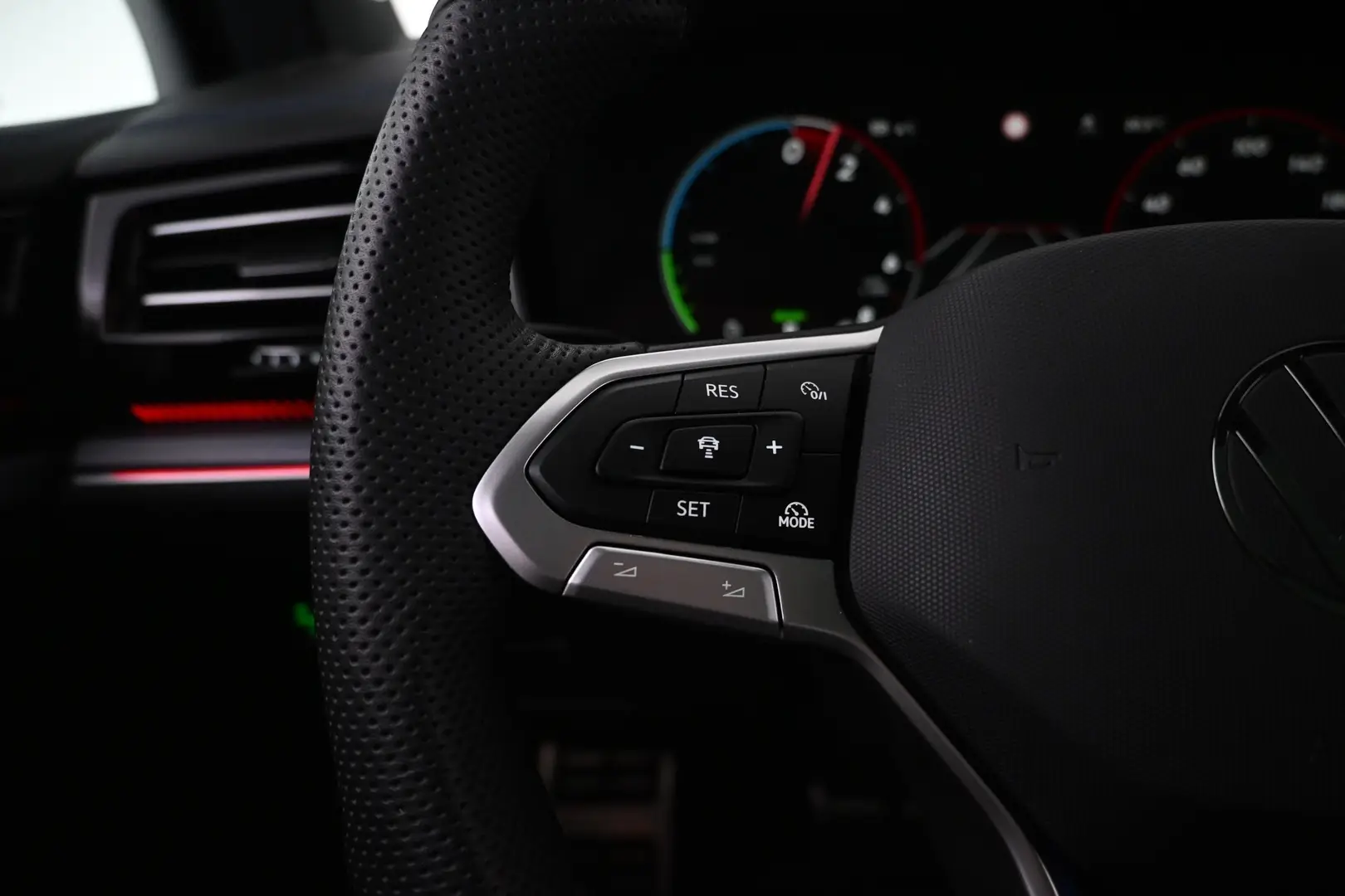 Car Image - 3cwf9xllwig3ahXUGKWHm7