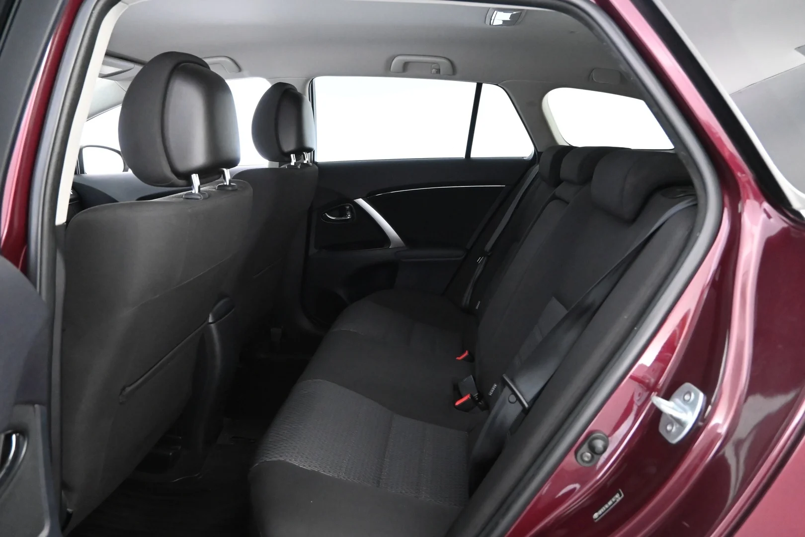 Car Image - 6TJyBNwhT4nBvRR3lcjoFH