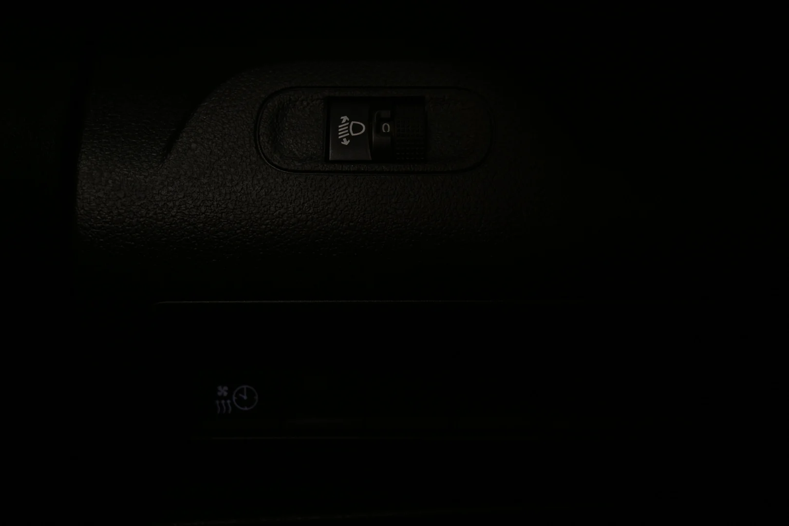 Car Image - 1gWAgmjAxhmsJSMOpKmLRt