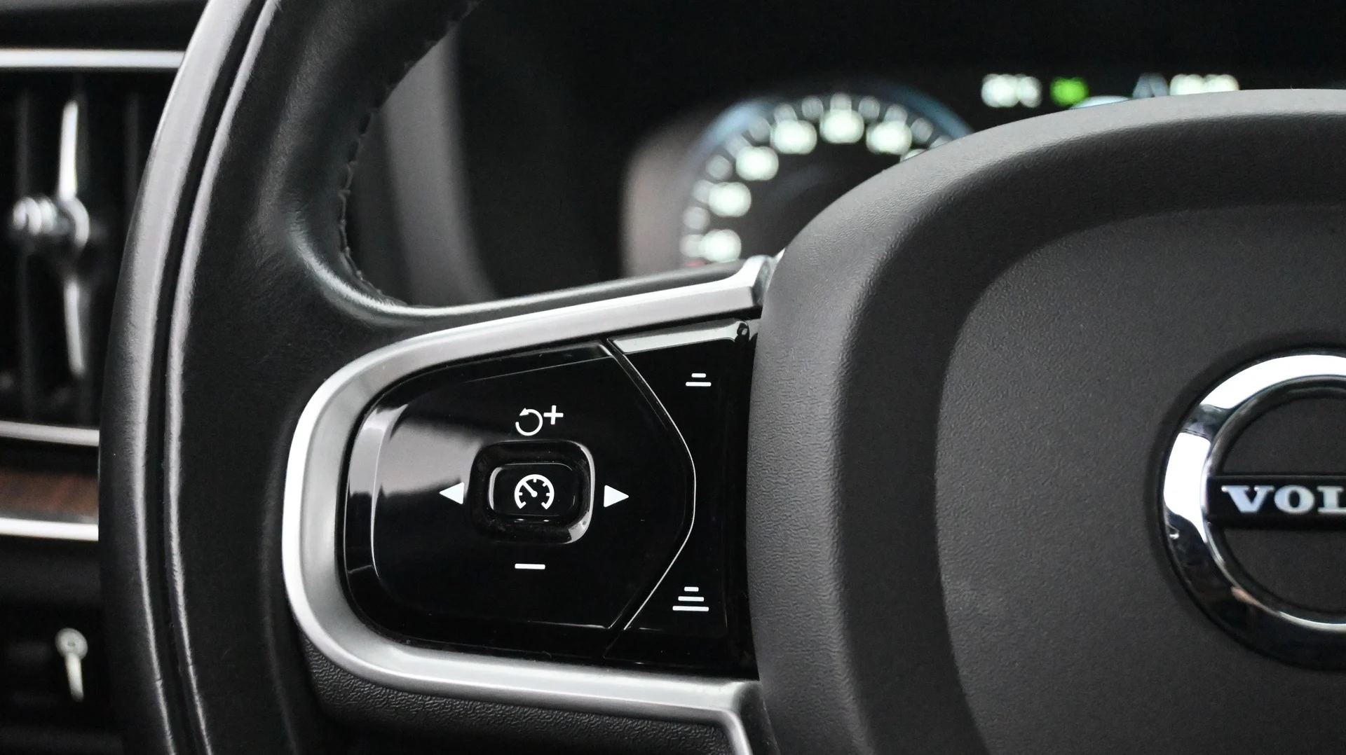 Car Image - 6qPfC88WA25x6PGzsht6M3