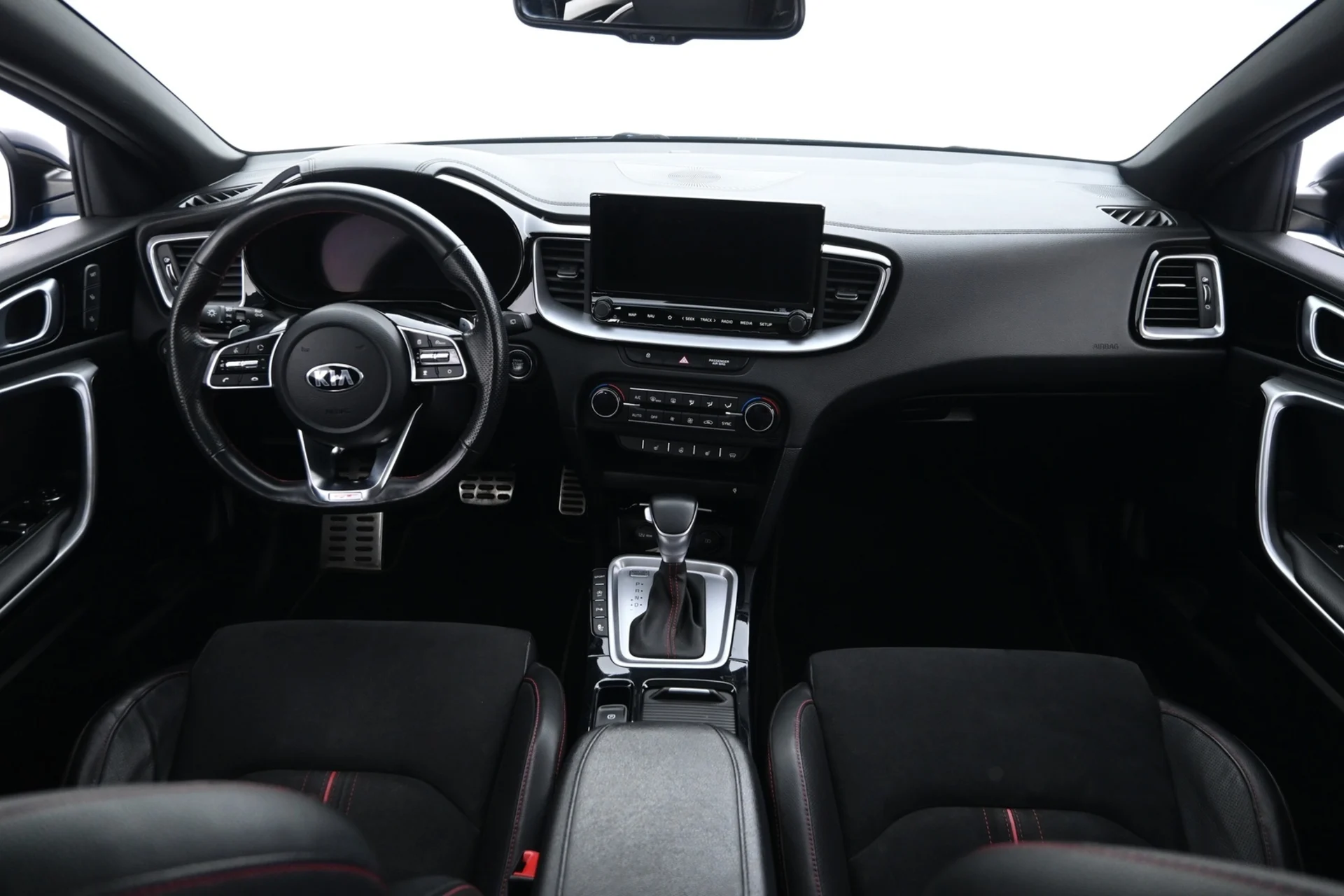 Car Image - mr4hubhrH98AgNowZc5Sc