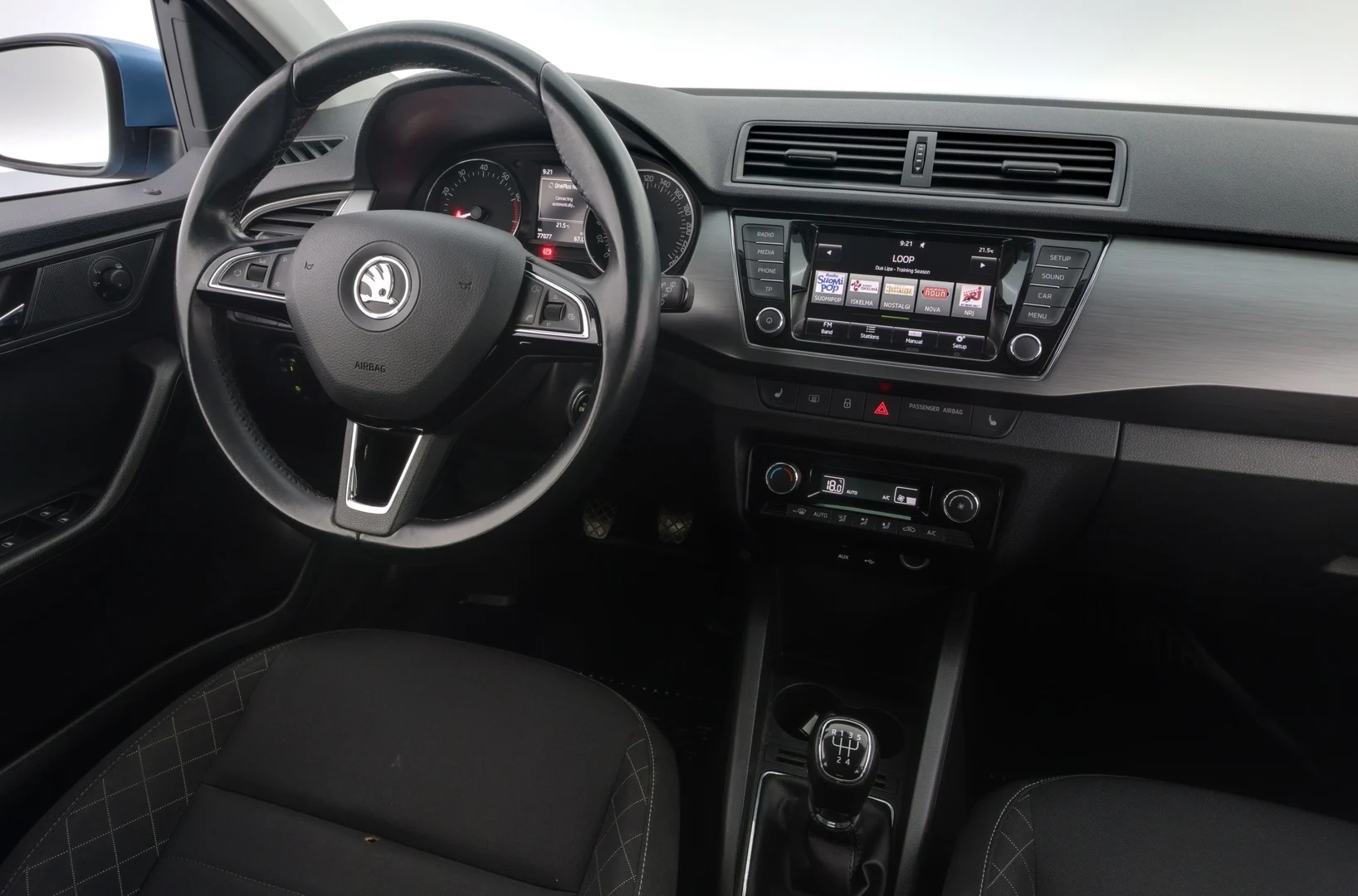 Car Image - 6u9EI8VOCR1TeUYrsoN0E
