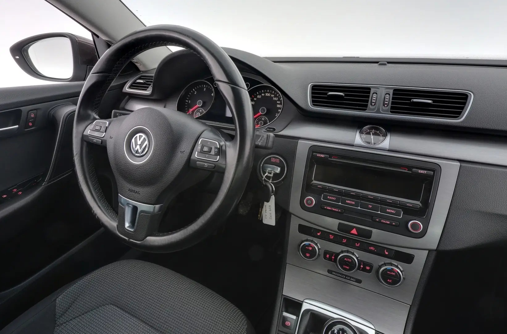 Car Image - LoJfefcC4VVdUdz2zeE6V