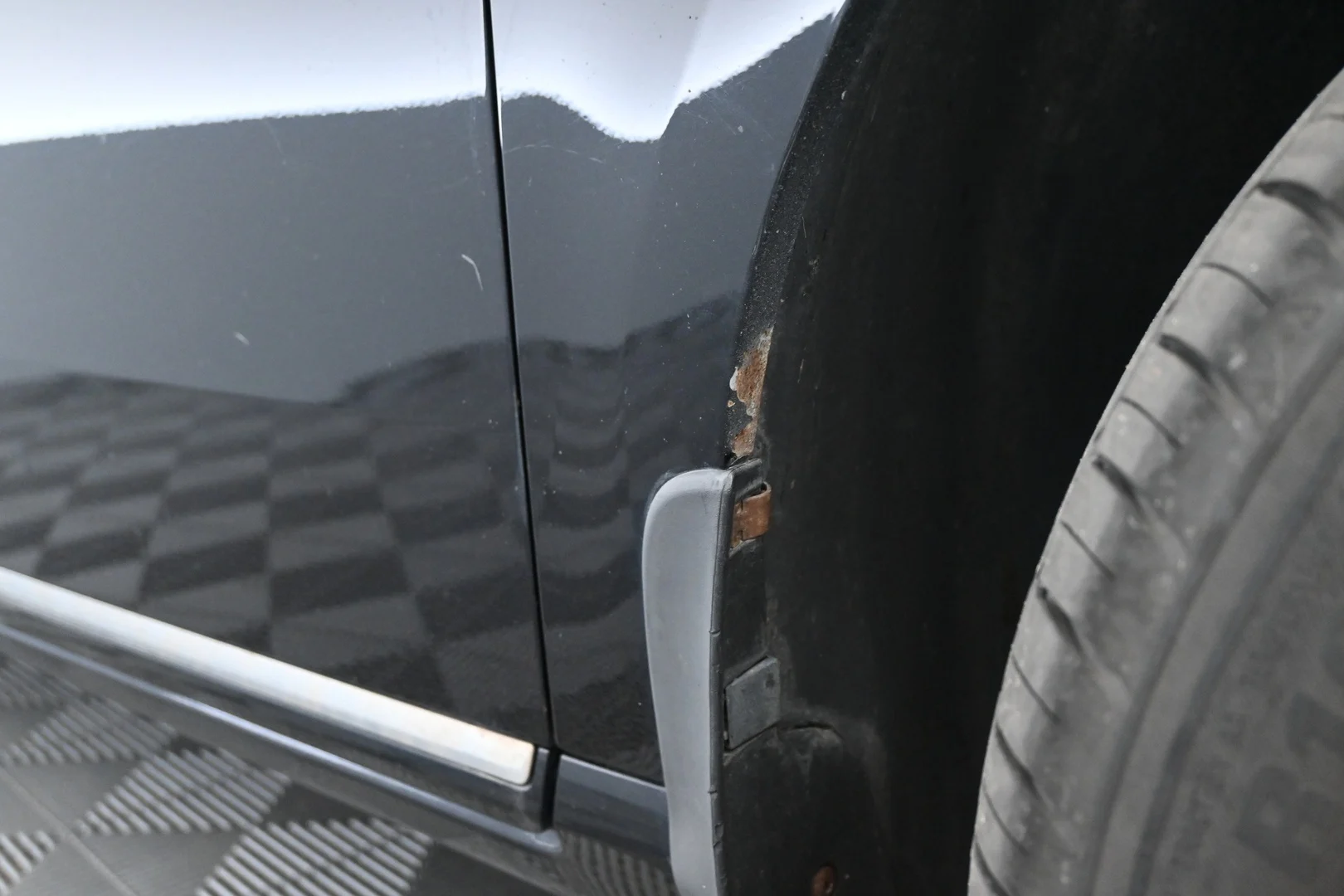 Car Image - 1d0el1UEcZKp0Zbo4VivaJ