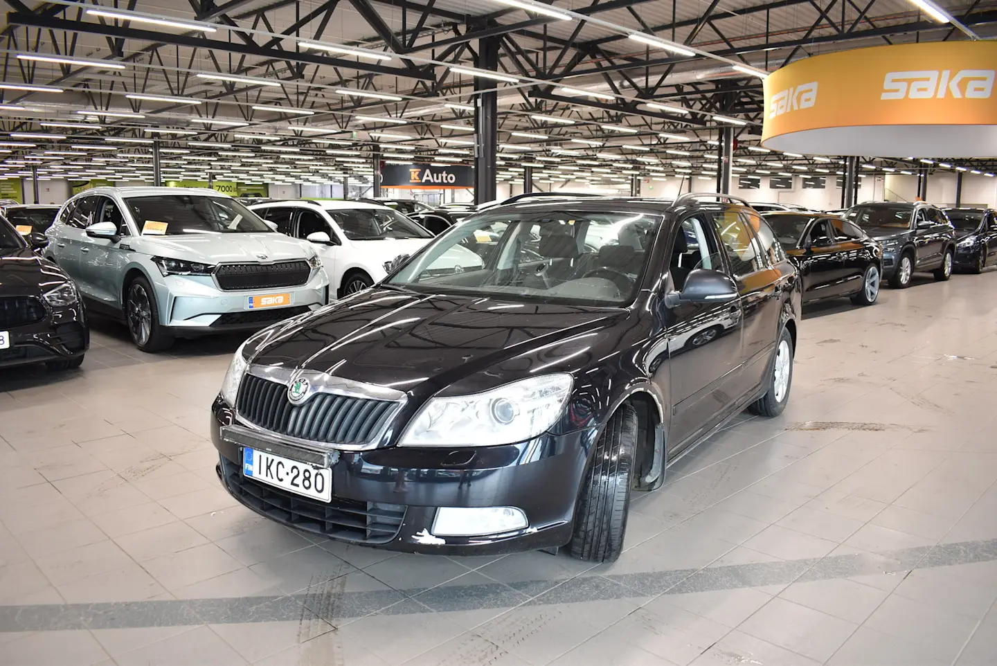 Car Image - 1T8d6NNLag55KUeuuvbaVv