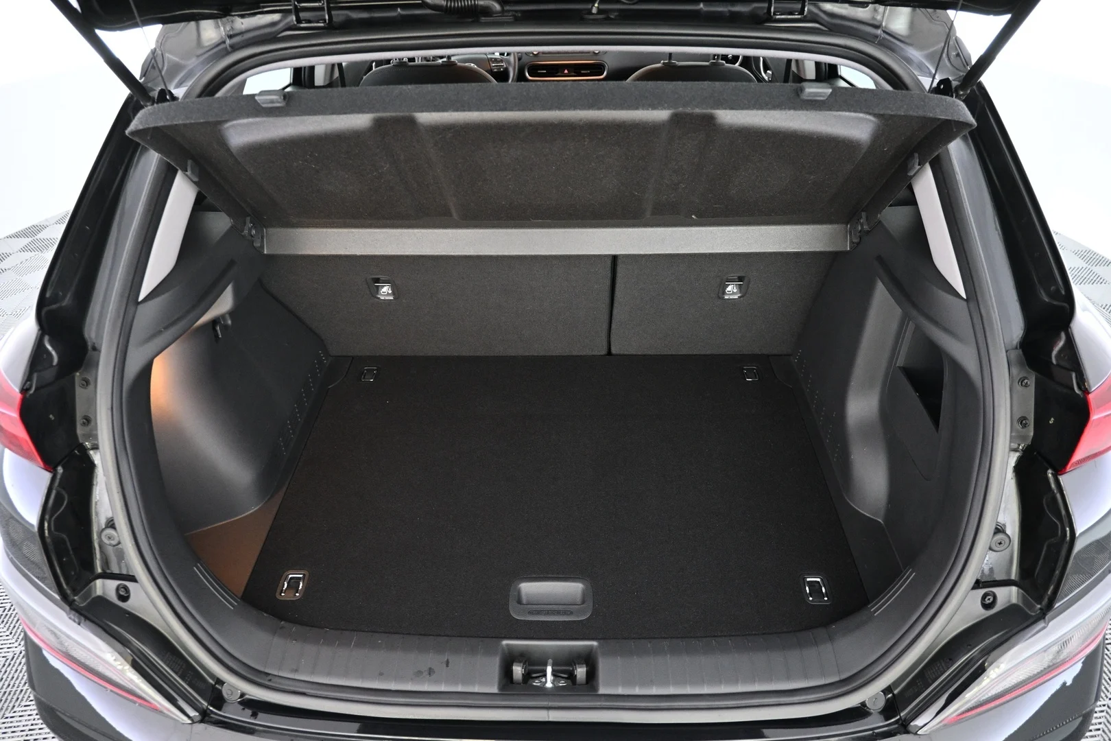 Car Image - sKUlvgThPhtbh3x9LNwTc