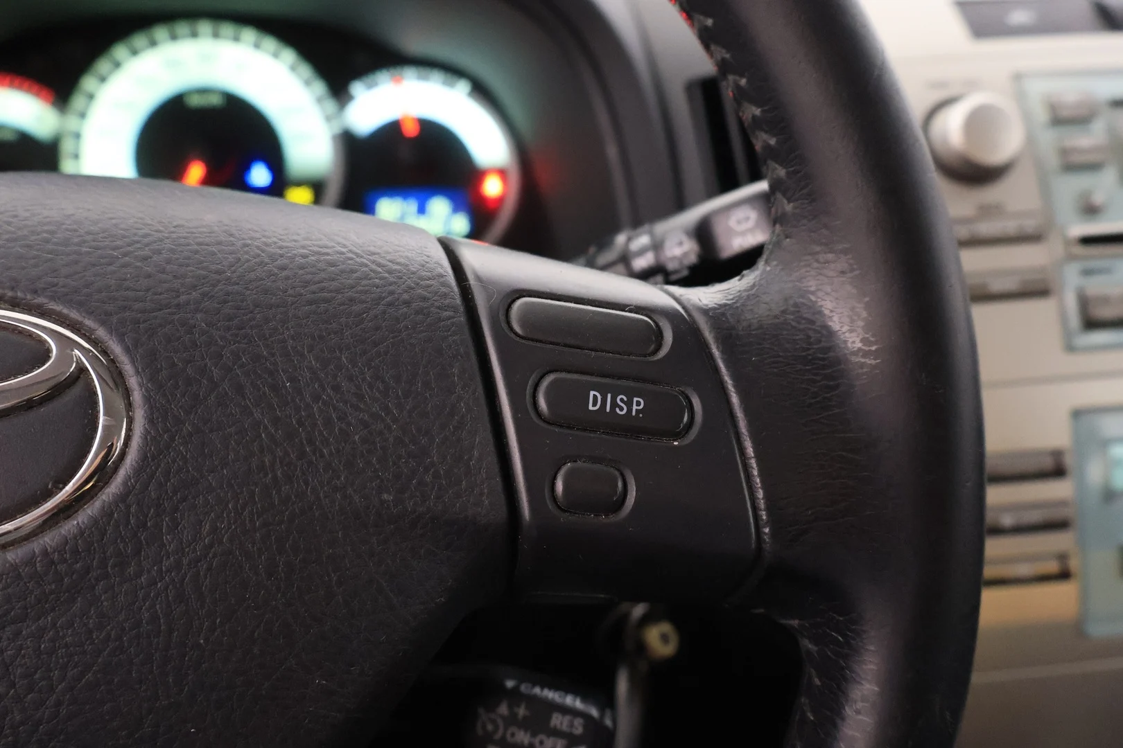 Car Image - vOLQx8dlW663xHnM8img7