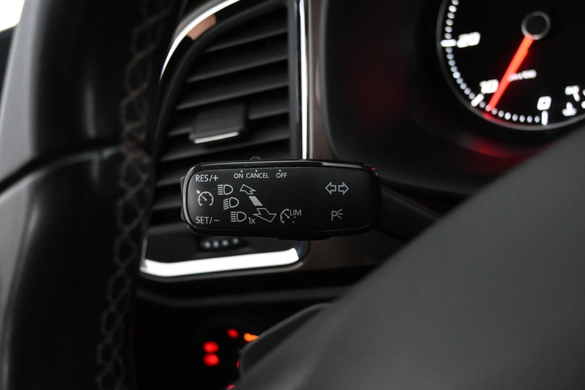 Car Image - 3a7Vl6G3Baz4sXsSjrgS7N