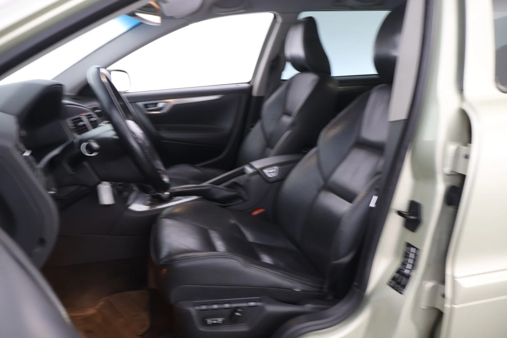 Car Image - HhnEbF42w63mGTI39fGcB