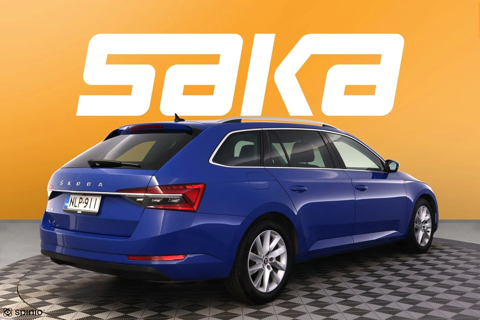 Car Image - 5jxPgzfrXf9zCUWUj6dKwH