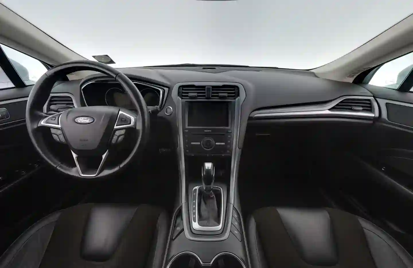 Car Image - 5G723KLFhYW5ch2g9BLFhE