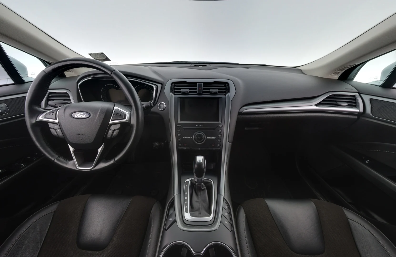 Car Image - 5G723KLFhYW5ch2g9BLFhE
