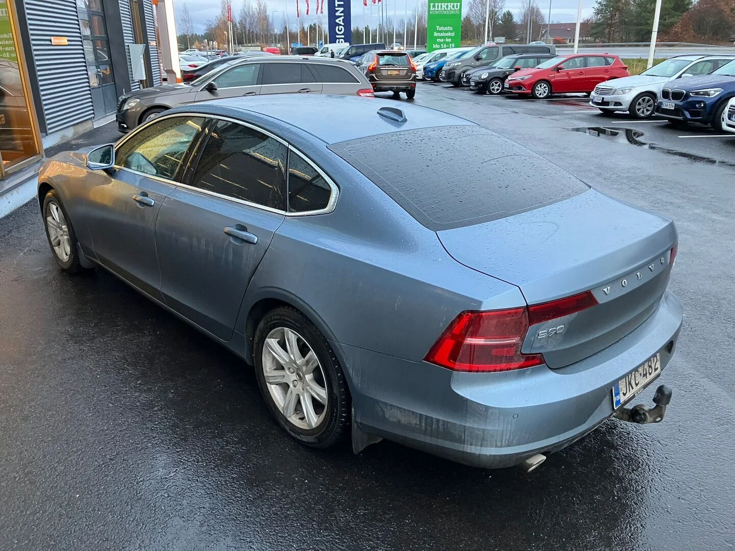 Car Image - Rer3ZeTlwlyUr9aZrcIFw