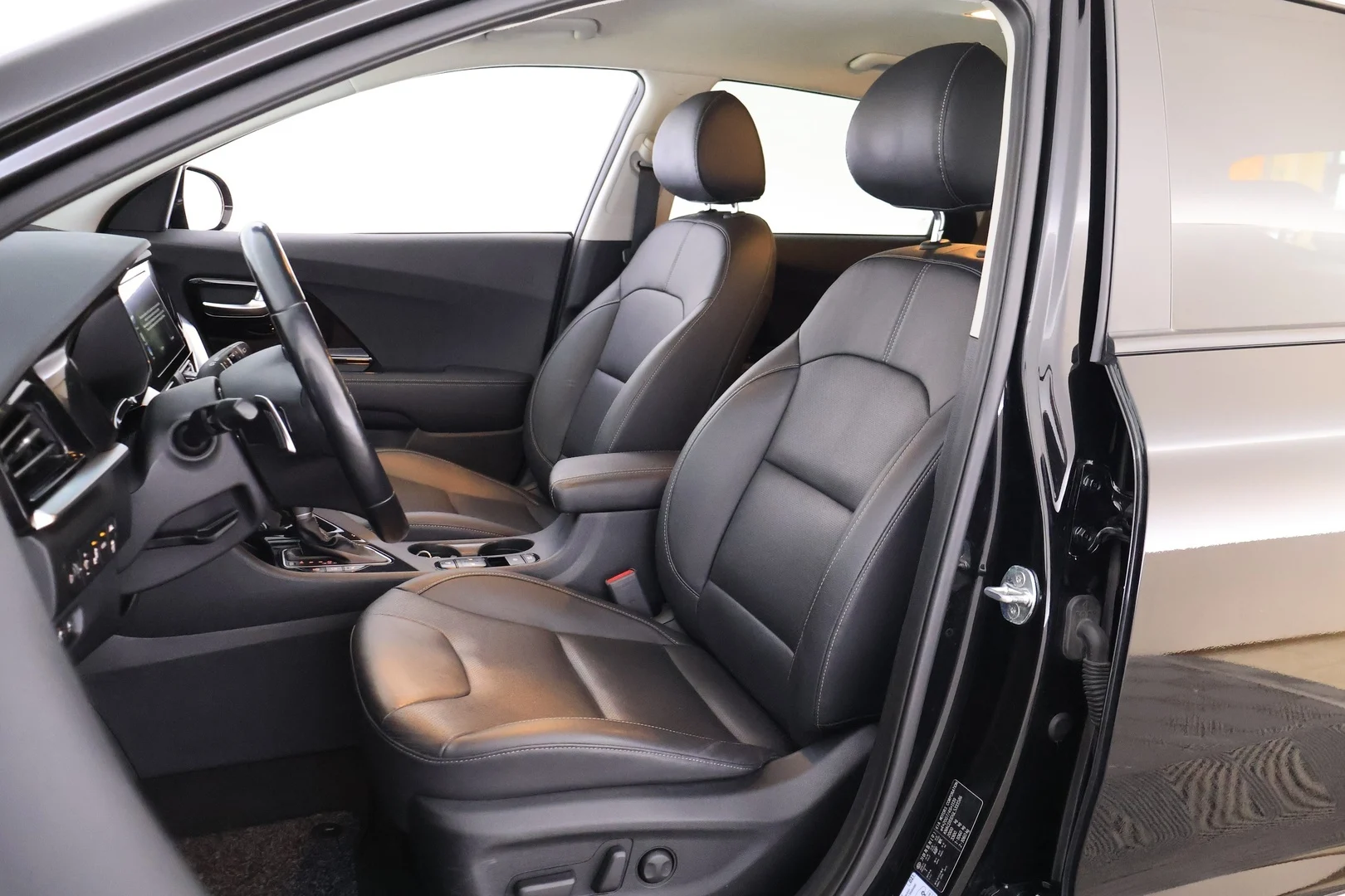 Car Image - 47Zg2cKolFm4Zx2xq4Z9sD