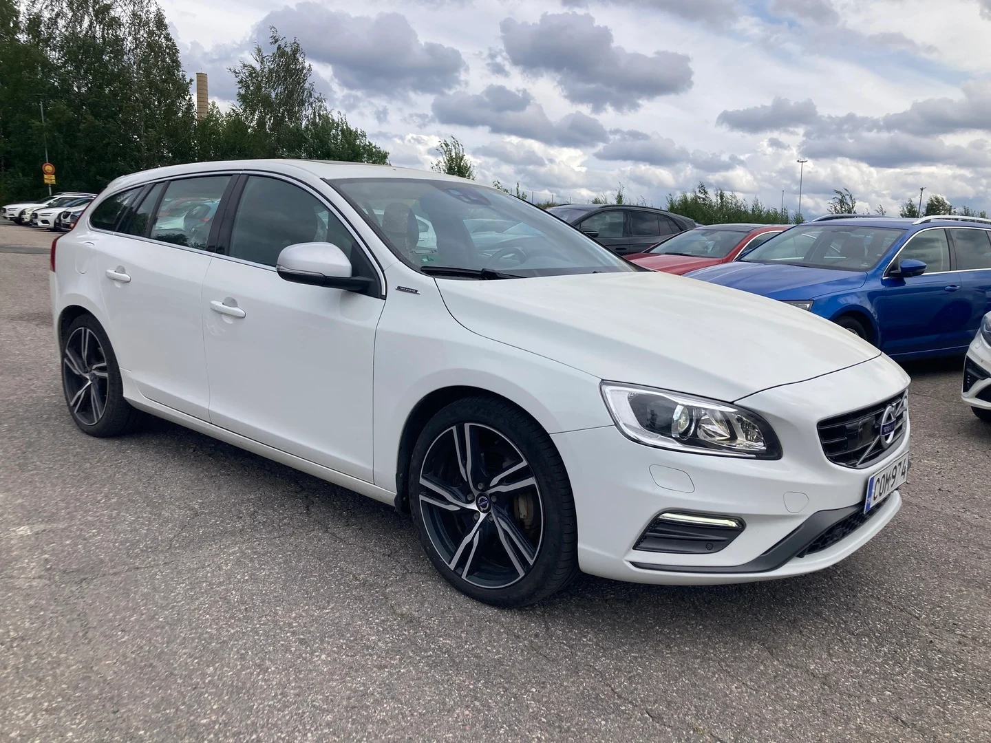 Car Image - pupngOuMN8mFNPChCDTc1