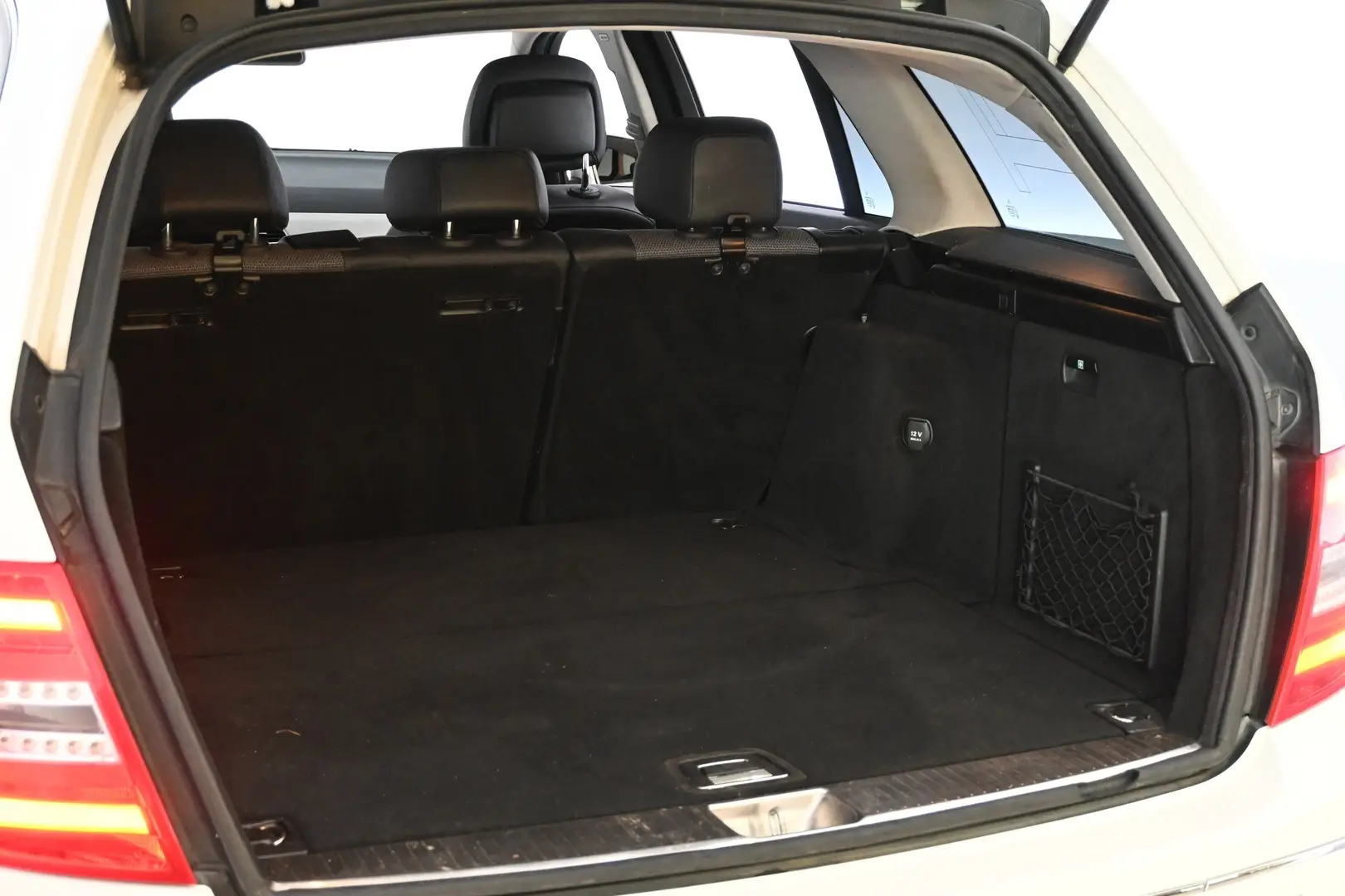 Car Image - Vd2DKOTgNk8j20LxE4E9e