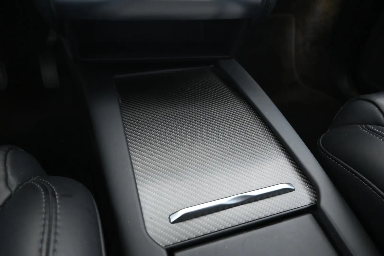 Car Image - a1eELPANMtF67ePeTJyUh