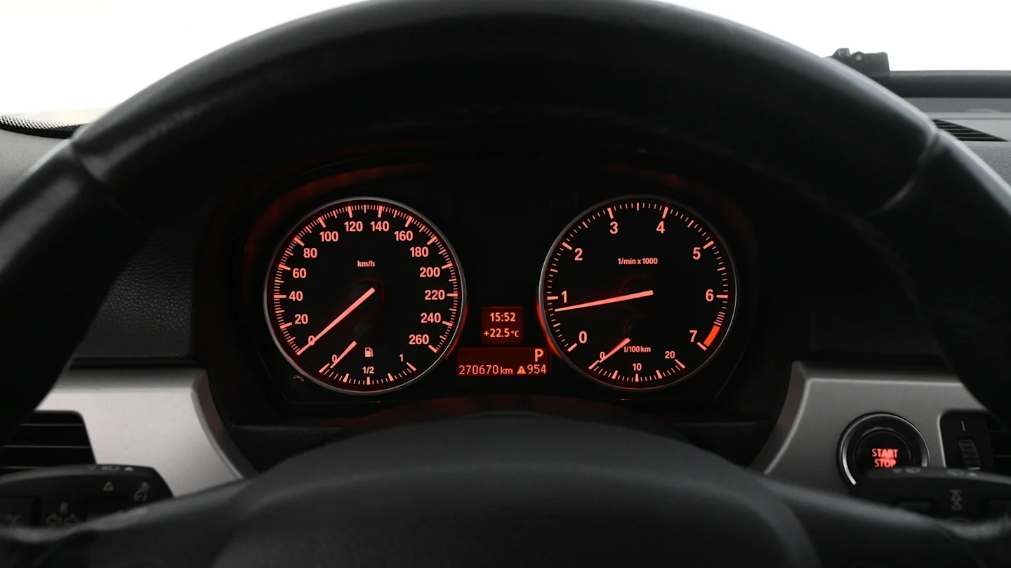 Car Image - 3PxLrYTDVwrmKaGubjnF9d