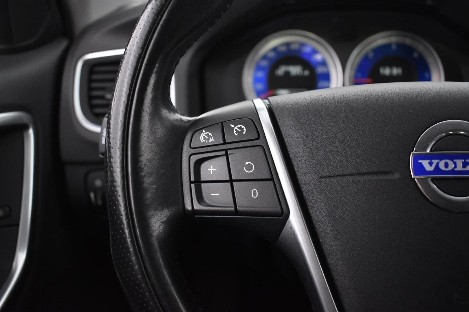 Car Image - 5rTYdScGb0NqgNP4ChC4b4