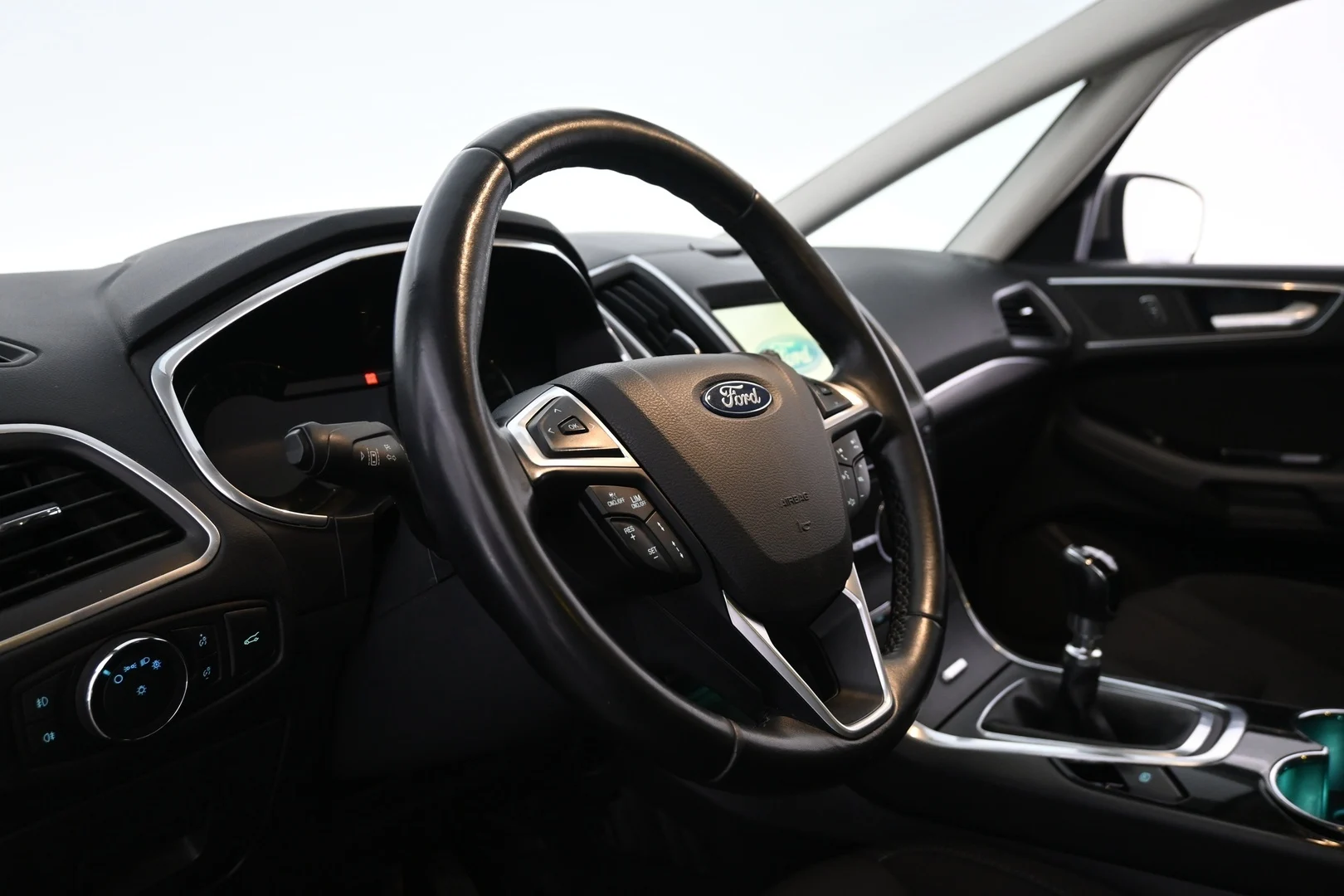 Car Image - 1IKjNVfw0PP9XxlbvpgKIF