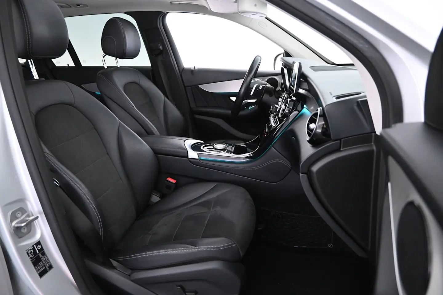 Car Image - 7DMgyZH8gex5b79VMiCfzQ