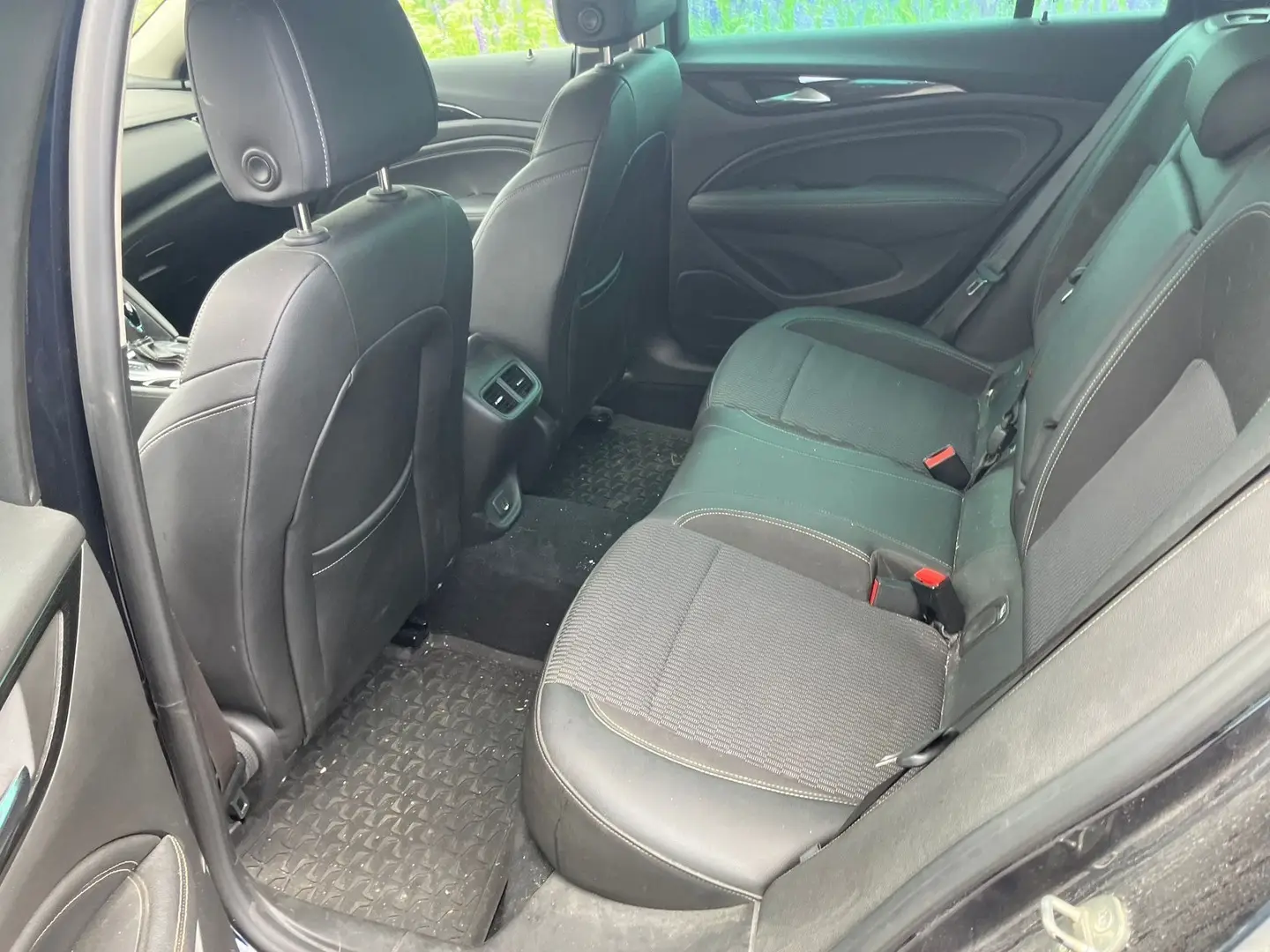 Car Image - 7jG3em0Dm8CXcHsRyp4amz