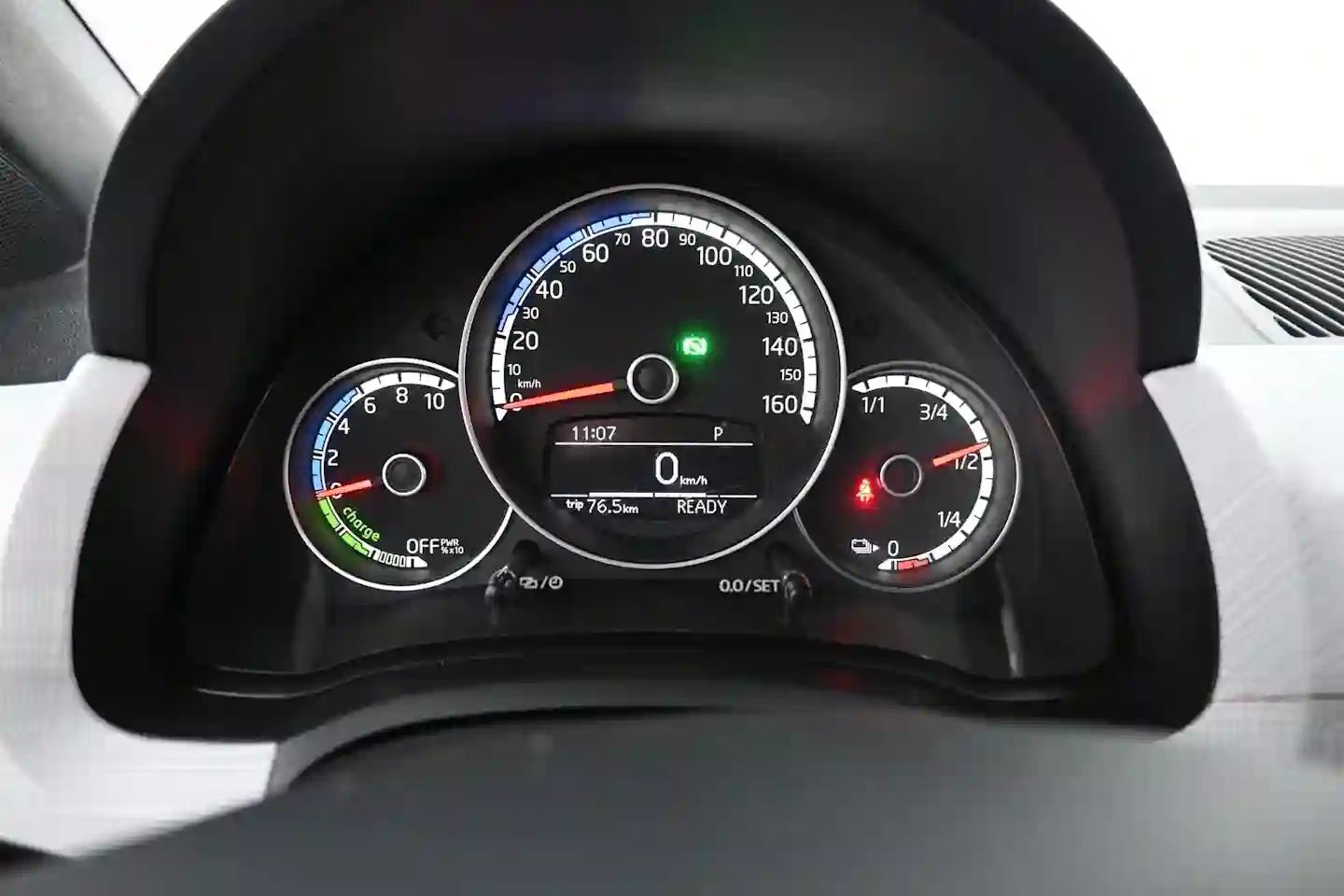 Car Image - 33gSiKYWe1SDzsVGjoF13u