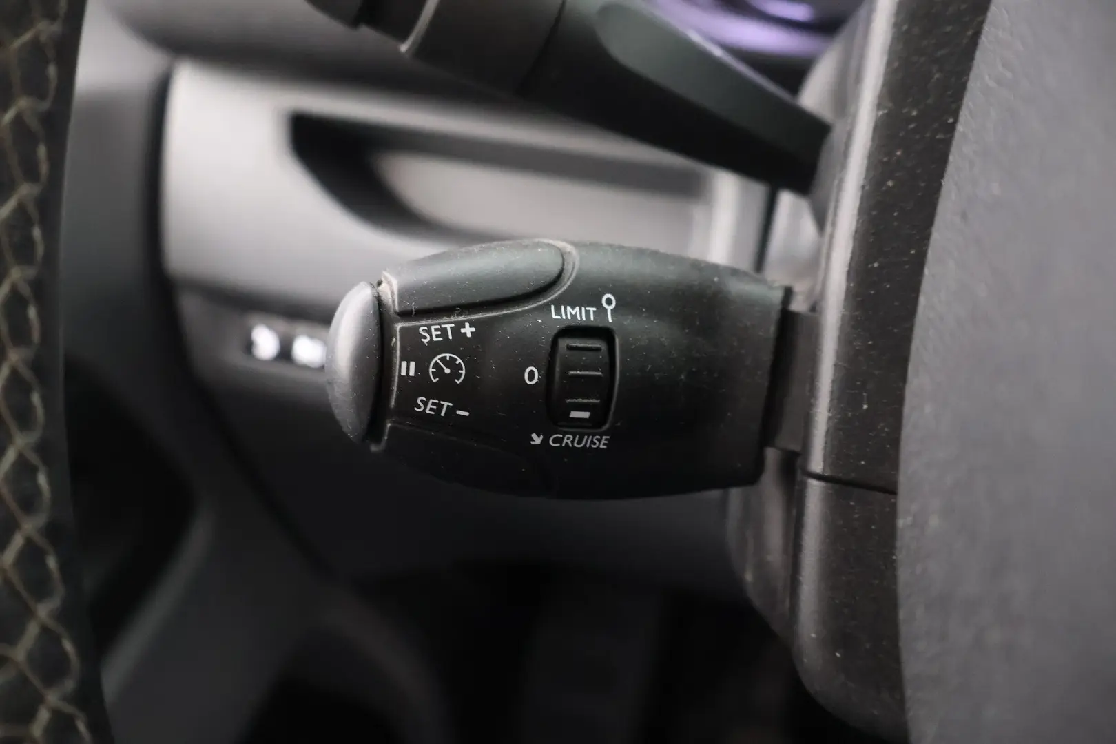 Car Image - 1tCIpYaVWo5Ym4ULbFIOYf
