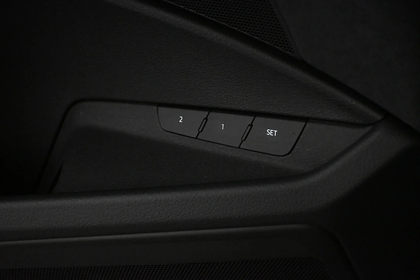 Car Image - 1Jx7JLmWcAs2D2pMn0isEH